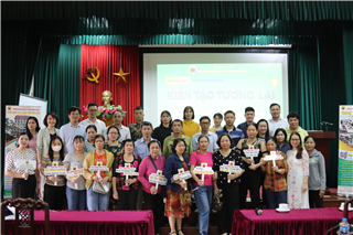 Trường Cao đẳng Kinh tế Công nghiệp Hà Nội tổ chức chương trình tư vấn hướng nghiệp: “Kiến tạo tương lai”