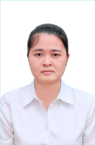 Cử nhân Hoàng Thị Hạnh