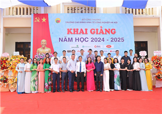 Khai giảng năm học mới 2024 - 2025 khối cao đẳng